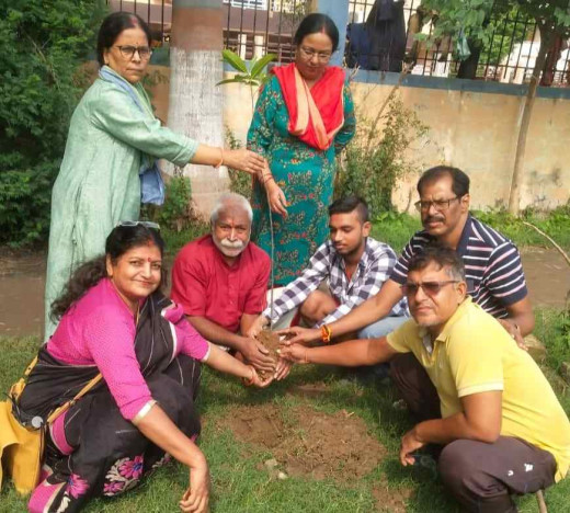 प्रधानमंत्री नरेंद्र मोदी के जन्मदिन पर पर्यावरण भारती ने किया वृक्षारोपण