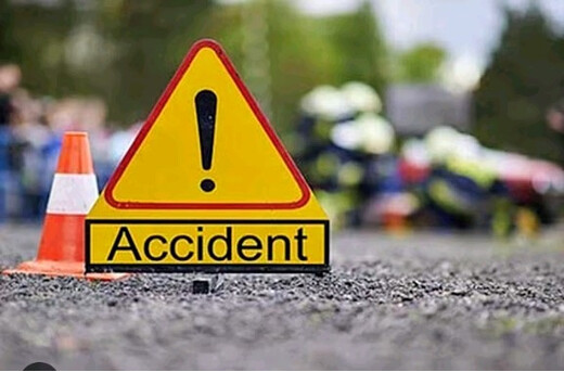 पश्चिम चंपारण में बड़ा हादसा : आर्केस्ट्रा देख रही भीड़ पर चढ़ी बस, 5 की मौत