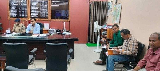 त्योहारों को लेकर प्रशासन अलर्ट, शांति-सौहार्द बनाए रखने के निर्देश