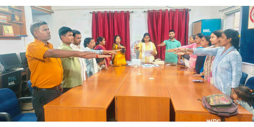 नशामुक्त समाज निर्माण का संकल्प, महिला सशक्तिकरण कार्यालय में हुआ शपथ ग्रहण