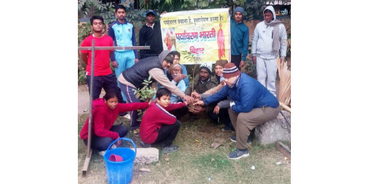 पृथ्वी घूर्णन दिवस पर पर्यावरण भारती ने किया 5 पौधों का रोपण