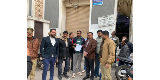 नोएडा में सिंगल यूज प्लास्टिक जब्त, ब्लिंकिट पर लगा एक लाख का जुर्माना