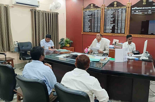 लखीसराय में बिजली सुरक्षा और आपूर्ति की समीक्षा, छठ घाटों पर कवर कंडक्टर लगाने का निर्देश
