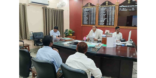 लखीसराय में बिजली सुरक्षा और आपूर्ति की समीक्षा, छठ घाटों पर कवर कंडक्टर लगाने का निर्देश