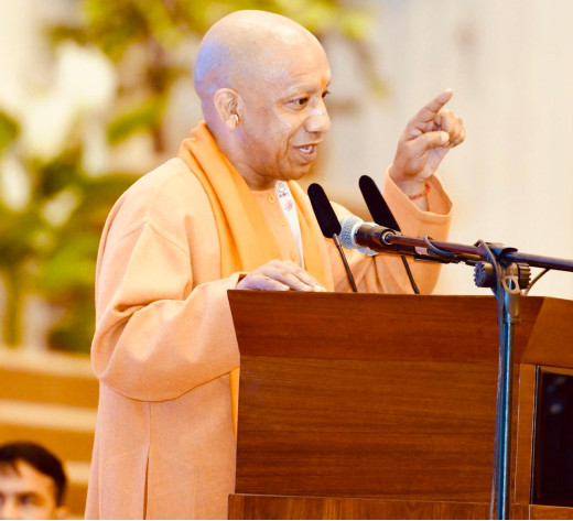 वक्फ बोर्ड नहीं यह भू-माफियाओं का बोर्ड है, एक-एक इंच जमीन वापस लेंगे : सीएम योगी