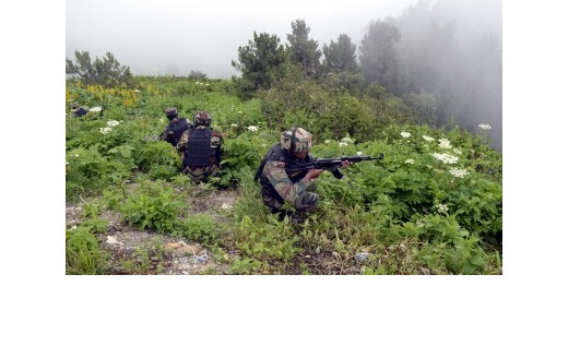 कुपवाड़ा में एलओसी पर घुसपैठ नाकाम, सेना ने दो आतंकियों को किया ढेर