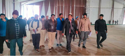 मोरारी बापू की राम कथा को लेकर प्रशासन सतर्क, डीएम ने की तैयारियों की समीक्षा