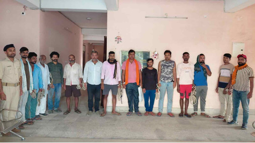 लखीसराय में शराब के खिलाफ छापेमारी, विभिन्न क्षेत्रों से 14 गिरफ्तार