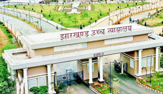 सभी जेलों में हेल्थ कैंप लगाकर बंदियों का समुचित इलाज कराने का हाईकोर्ट का आदेश