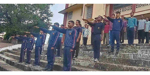 आरडीएस कॉलेज में ‘रन फॉर यूनिटी’ से गूंजा एकता का संदेश, कैडेट्स ने ली राष्ट्ररक्षा की शपथ
