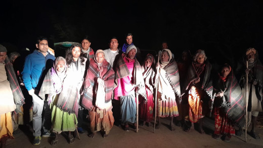 महादलित परिवारों में किया गया कंबल वितरण, दी गई स्वास्थ्य लाभ की जानकारी 
