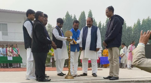विश्व मानव अधिकार दिवस के अवसर पर महुआ में यातायात जागरूकता अभियान