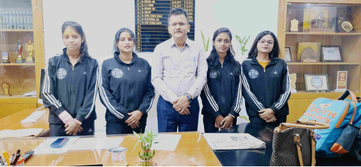 38वें इंटर यूनिवर्सिटी यूथ फेस्टिवल में भाग लेंगी एलएनटी की छात्राएं, हुई रवाना