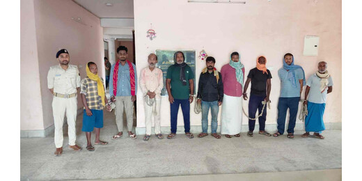 मद्य निषेध टीम की कार्यवाई से मचा हड़कंप, कई स्थानों से अवैध शराब जब्त