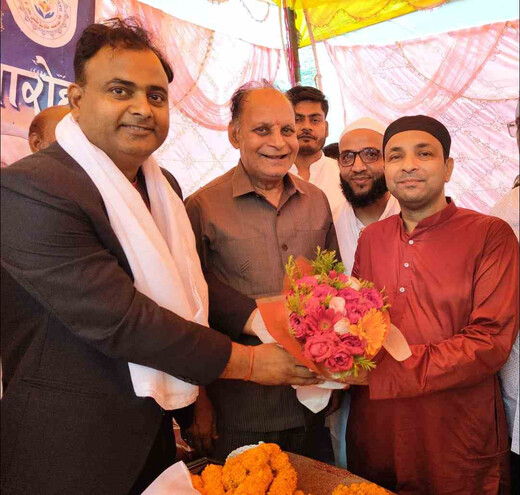 खिदमत फाउंडेशन के ईद मिलन समारोह में जुटे गणमान्य, डीएम ने दिया एकता का संदेश