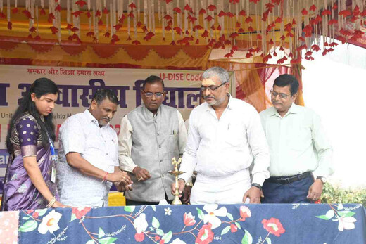 गुरुधाम विद्यालय का 11वां वार्षिकोत्सव संपन्न, छात्रों ने दिखाई प्रतिभा की झलक