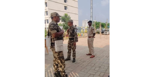नामकुम में भाजपा नेता के शिक्षण संस्थान में पुलिस की छापेमारी, कमरे कमरे की हो रही जांच