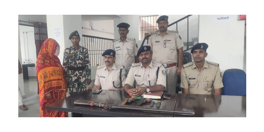 बिहार में चुनाव से पहले अवैध हथियारों की छापेमारी, महिला समेत कई गिरफ्तार