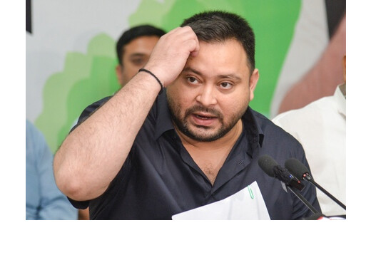 मांझी और चिराग पर भड़के तेजस्वी, बोले– बिहार के विकास में इनकी कोई रुचि नहीं