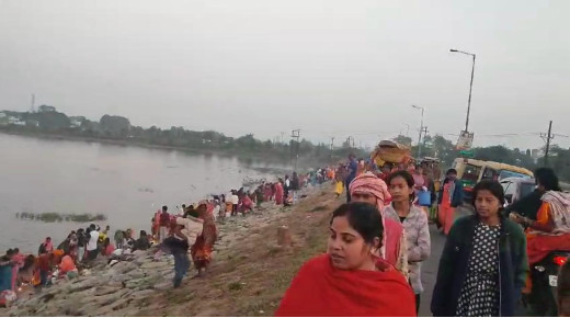 कार्तिक पूर्णिमा पर हटिया डैम में स्नान के लिए उमड़ी भारी भीड़