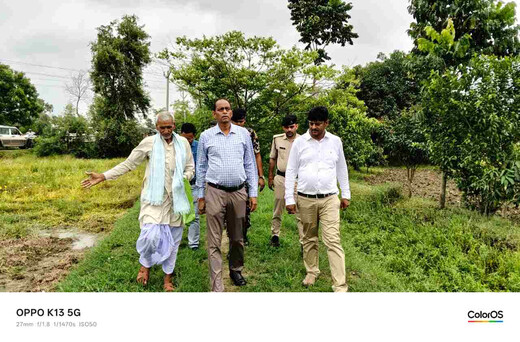 डकरा में 300 एकड़ खेतों के जलजमाव का होगा स्थायी समाधान, डीएम ने किया स्थल निरीक्षण