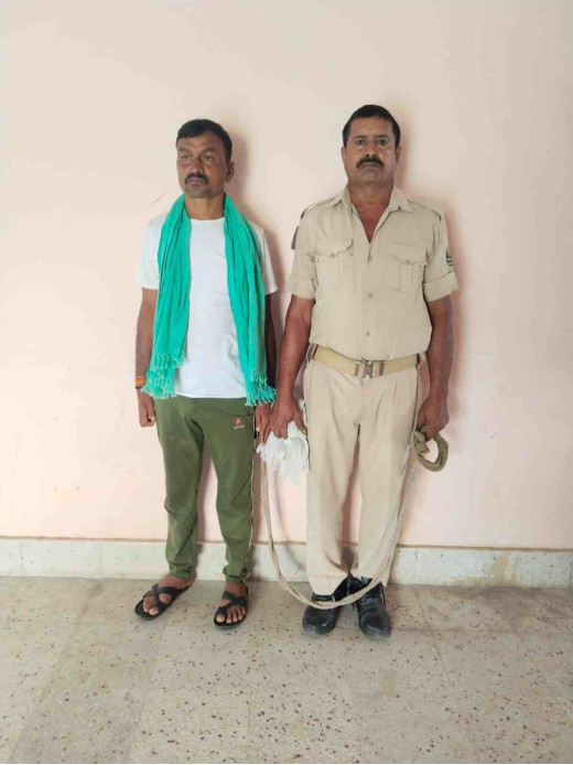 130 लीटर महुआ शराब बरामद