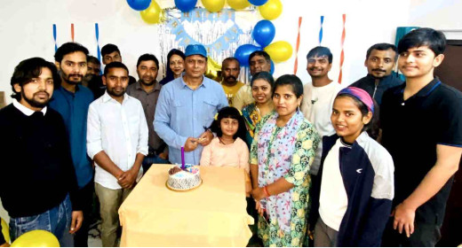 लोक पंच के स्थापना दिवस पर सांस्कृतिक कार्यक्रम, भक्ति गीतों से सजी शाम