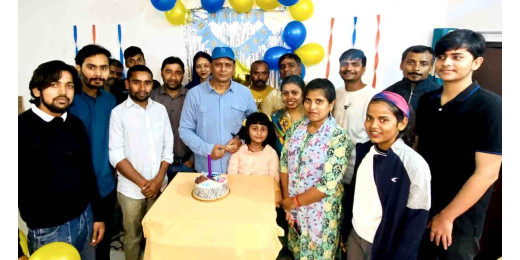 लोक पंच के स्थापना दिवस पर सांस्कृतिक कार्यक्रम, भक्ति गीतों से सजी शाम