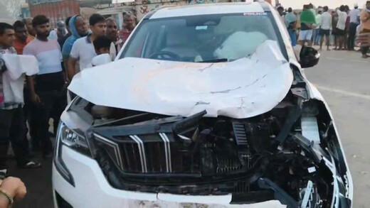 तेज रफ्तार एसयूवी की टक्कर से दंपती की मौत, आक्रोशित ग्रामीणों ने किया सड़क जाम