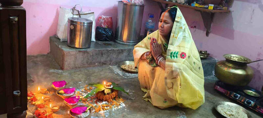 चैती छठ महापर्व: खरना पूजा के बाद व्रतियों का 36 घंटे का निर्जला उपवास शुरू