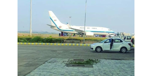 प्रधानमंत्री मोदी के विमान में तकनीकी खराबी के वजह से देवघर में रुकना पड़ा