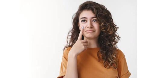 ग्लोइंग स्किन चाहिए तो इन 5 आदतों से तुरंत करें तौबा