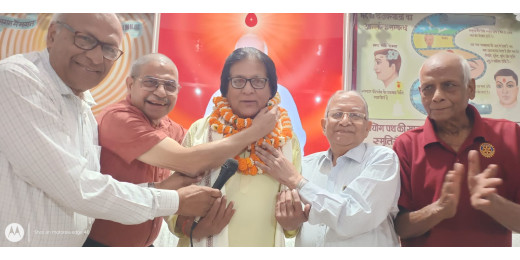 बनारस में सम्मानित होकर लौटे डॉ. संजय पंकज का शहर में हुआ भव्य अभिनंदन