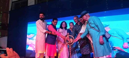 बुद्ध वर्ल्ड गर्ल्स स्कूल में डांडिया नाइट का भव्य आयोजन, शिक्षा के साथ संस्कृति का अनूठा संगम