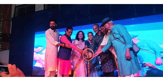 बुद्ध वर्ल्ड गर्ल्स स्कूल में डांडिया नाइट का भव्य आयोजन, शिक्षा के साथ संस्कृति का अनूठा संगम
