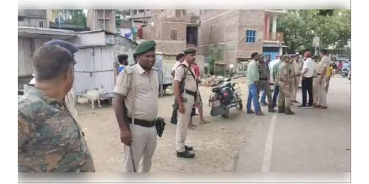 बेगूसराय : बैरियर वसूली कर रहे तीन युवकों पर अंधाधुंध फायरिंग, एक की मौत, दो गंभीर