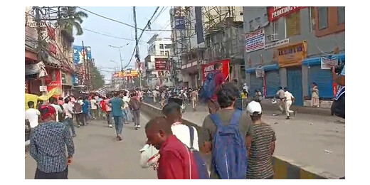 पटना में बीपीएससी टीआरई-4 पर छात्रों का हंगामा, लाठीचार्ज से माहौल गरमाया