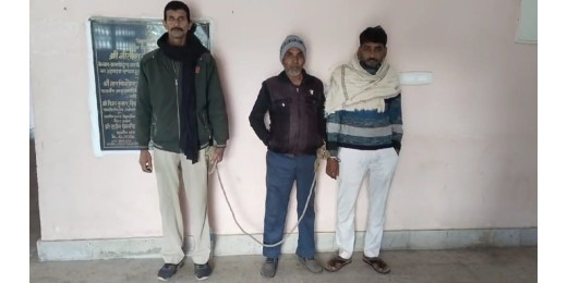 अवैध शराब के साथ एक गिरफ्तार, दूसरा शराब पीते पकड़ा गया