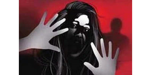 दाखिल खारिज के बहाने महिला का किया रेप, सीओ गिरफ्तार