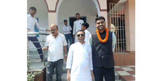 UPSC में सफलता पर डॉ. वसीमुर रहमान का भव्य सम्मान, छात्रों को दिया सफलता का मंत्र