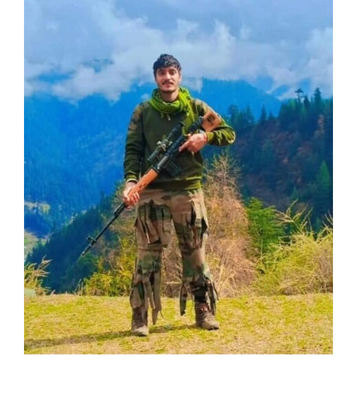 कैथल का लाल पंचतत्व में विलीन, नम आंखों से लांस नायक नरेंद्र को दी अंतिम विदाई