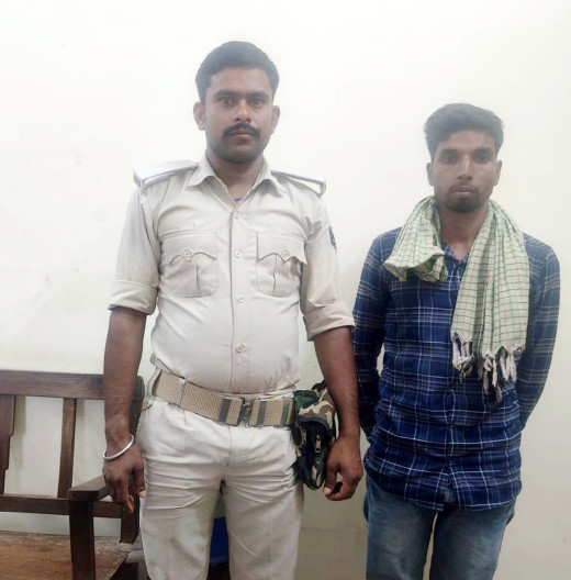 तीन साल से फरार हथियार बरामदगी मामले का अभियुक्त गिरफ्तार