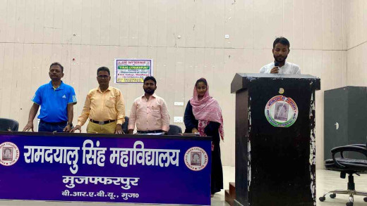 फिराक गोरखपुरी उर्दू ग़ज़ल की नई आवाज़: डॉ. हसन रज़ा