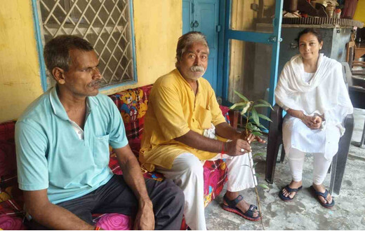 स्व. कृष्णा प्रसाद सिंह की पुण्य स्मृति में पर्यावरण भारती ने किया पौधारोपण