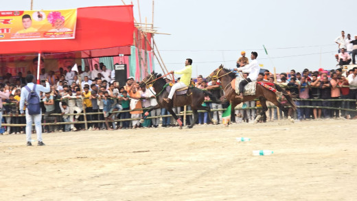 बिजली सी रफ्तार, भेड़ों की भिड़ंत, गरहां मेले में ग्रामीण खेलों और परंपराओं का रंगारंग संगम