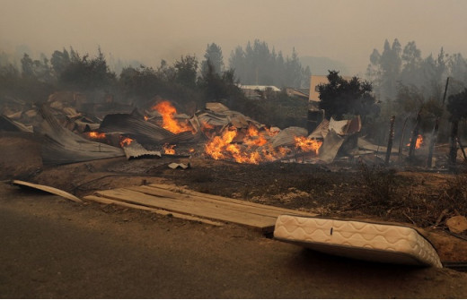 चिली के जंगलों में भीषण आग, राष्ट्रीय आपदा घोषित