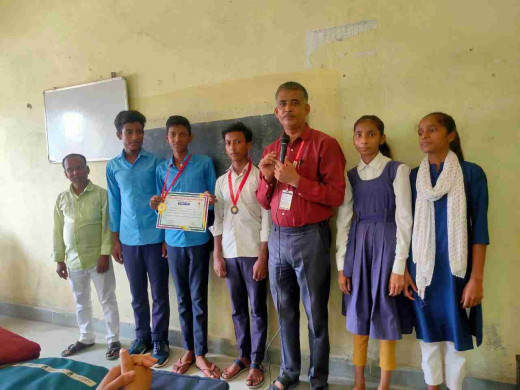 बच्चों के आत्म मनोबल को बढ़ाने को लेकर किया गया सम्मानित