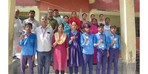 चेतना सत्र में शीतलपुर स्कूल के 6 बच्चों को मिला पुरस्कार