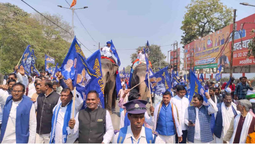 पटना में धूमधाम से निकली संत शिरोमणि गुरु रविदास जयंती शोभायात्रा 