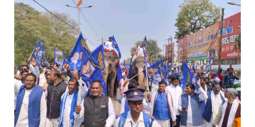 पटना में धूमधाम से निकली संत शिरोमणि गुरु रविदास जयंती शोभायात्रा